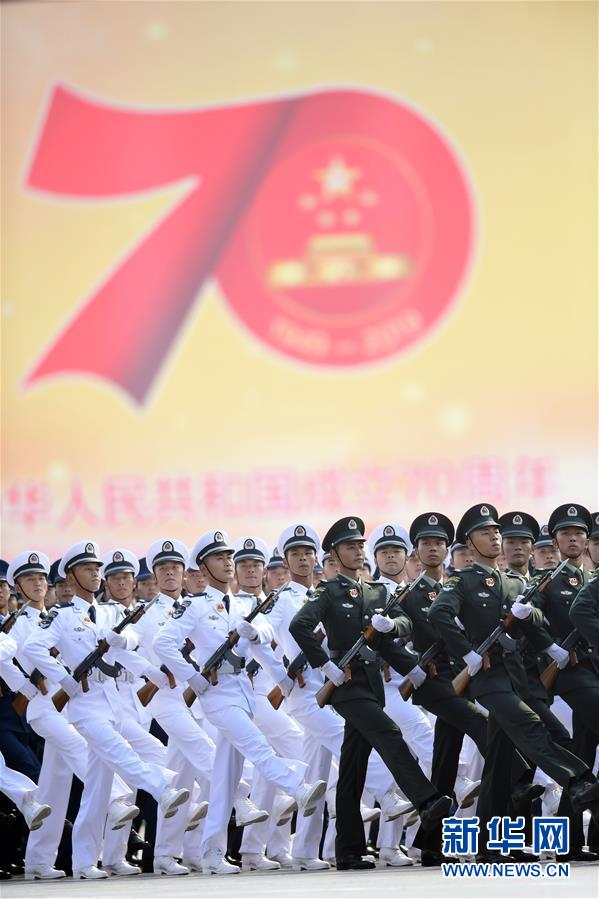 中華人民共和國成立70周年祝賀大會(huì)　北京で盛大に開催