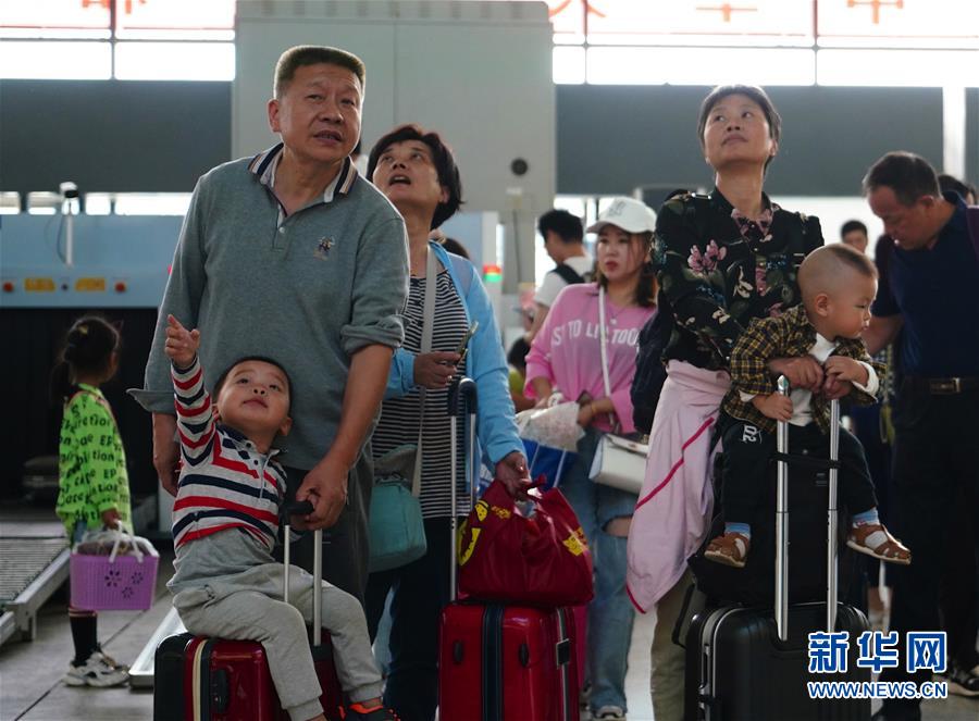 長い連休ももうすぐ終わり　Uターンラッシュ始まる