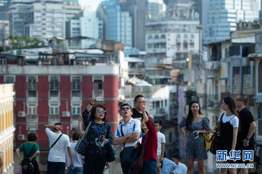 國慶節(jié)連休にマカオを訪れた観光客數(shù)は延べ98萬人以上に