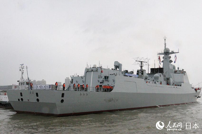 中國海軍の駆逐艦「太原」が臺風(fēng)19號の被害受けた日本に見舞いのメッセージ