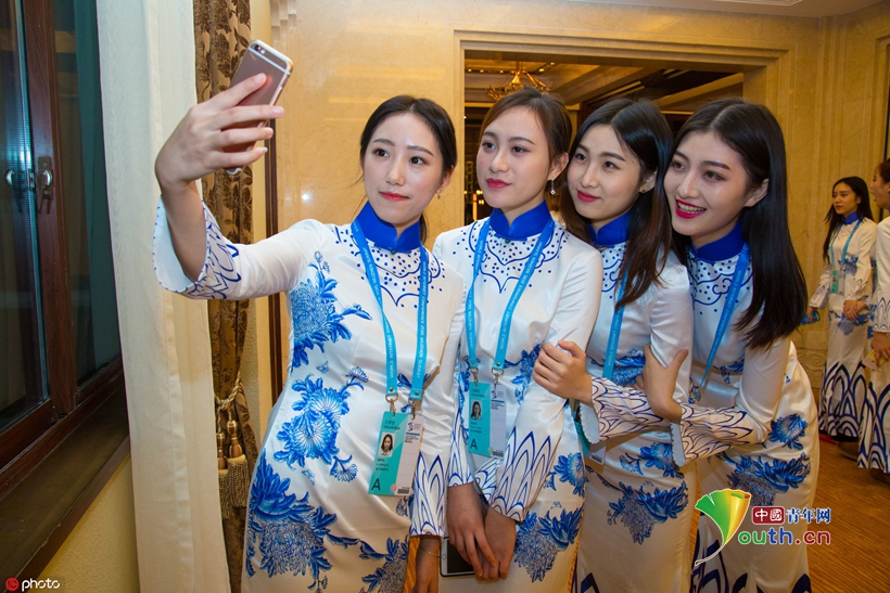 「染付模様」から「烏鎮(zhèn)ブルー」まで　歴代世界インターネット大會(huì)のコスチュームをチェック！