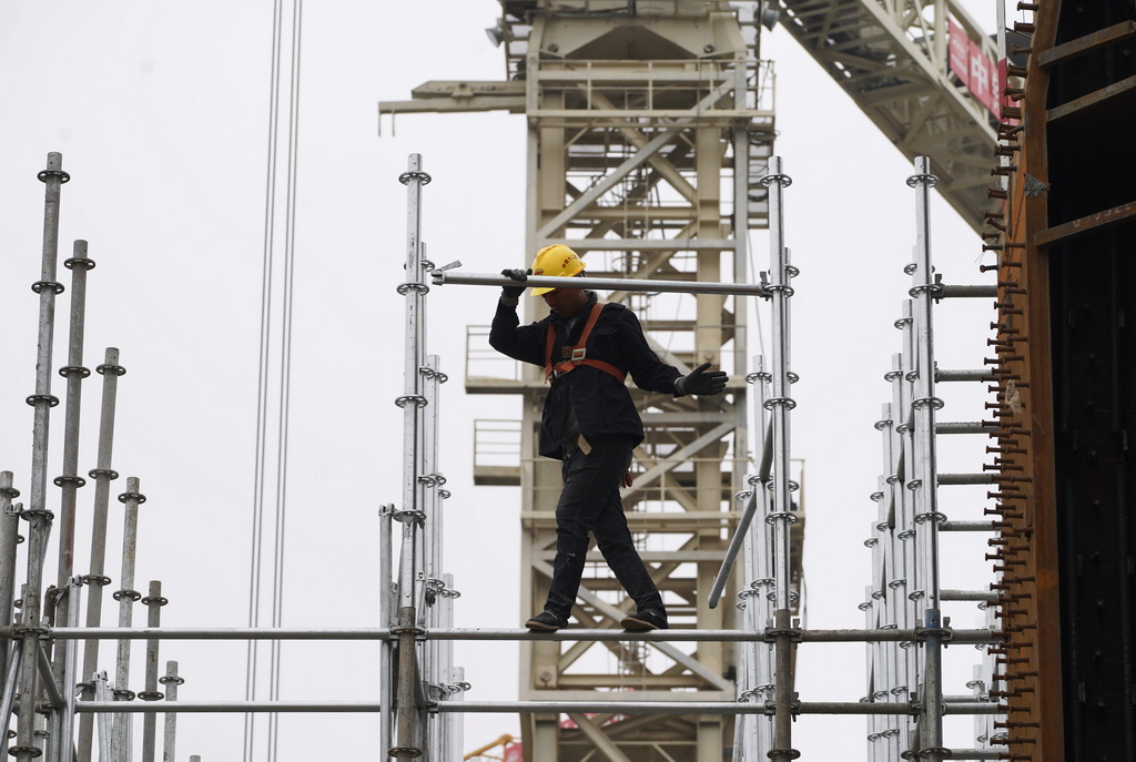 雄安駅の地下主體構(gòu)造工事がほぼ完了　河北省