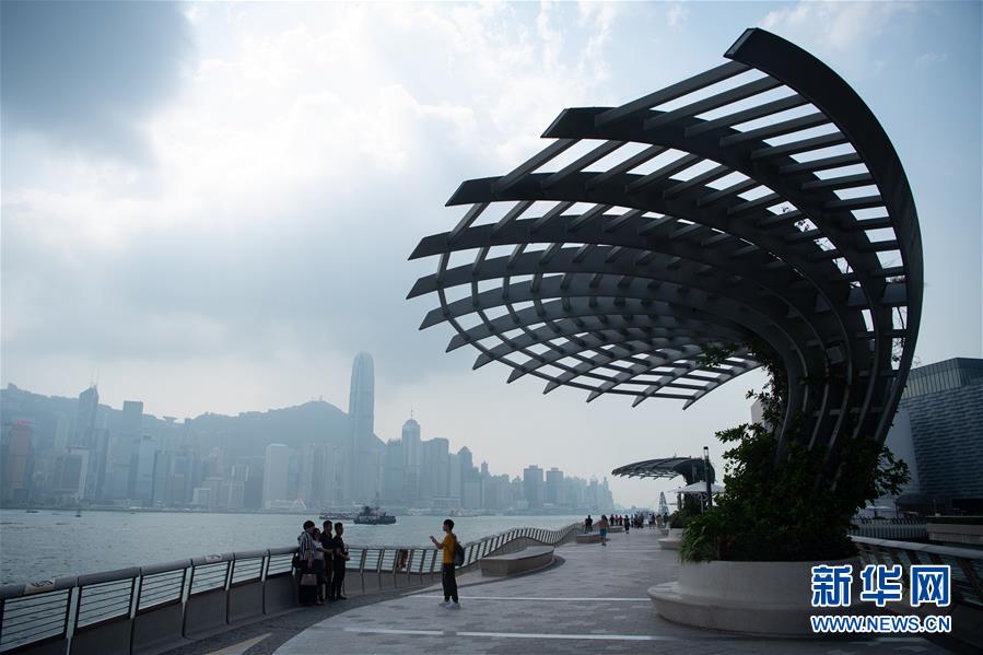 東方明珠の涙　暴力の災(zāi)禍に襲われた香港