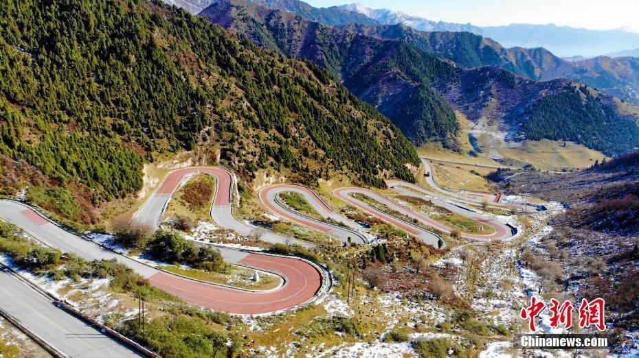 秋の美しい景色広がる青海互助北山國(guó)家森林地質(zhì)公園