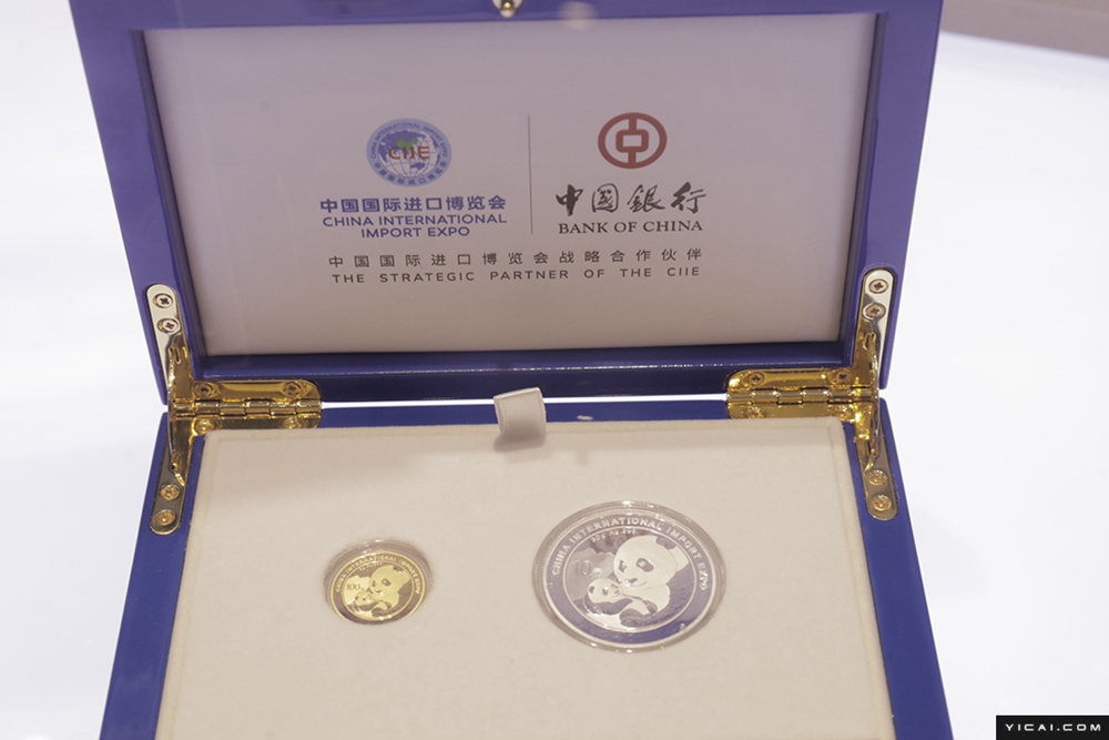 輸入博初の文化クリエイティブ館！　一連の人気グッズを販売