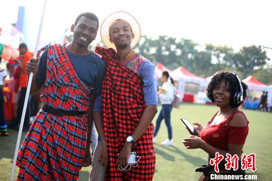 まるでミニ「萬博」！南京の大學(xué)で國際文化ウィーク開催　江蘇省