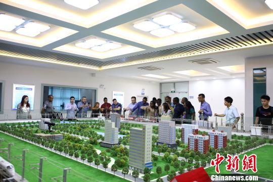 各國(guó)の鉄道関係者が中國(guó)の高速鉄道カリキュラムを視察　広西