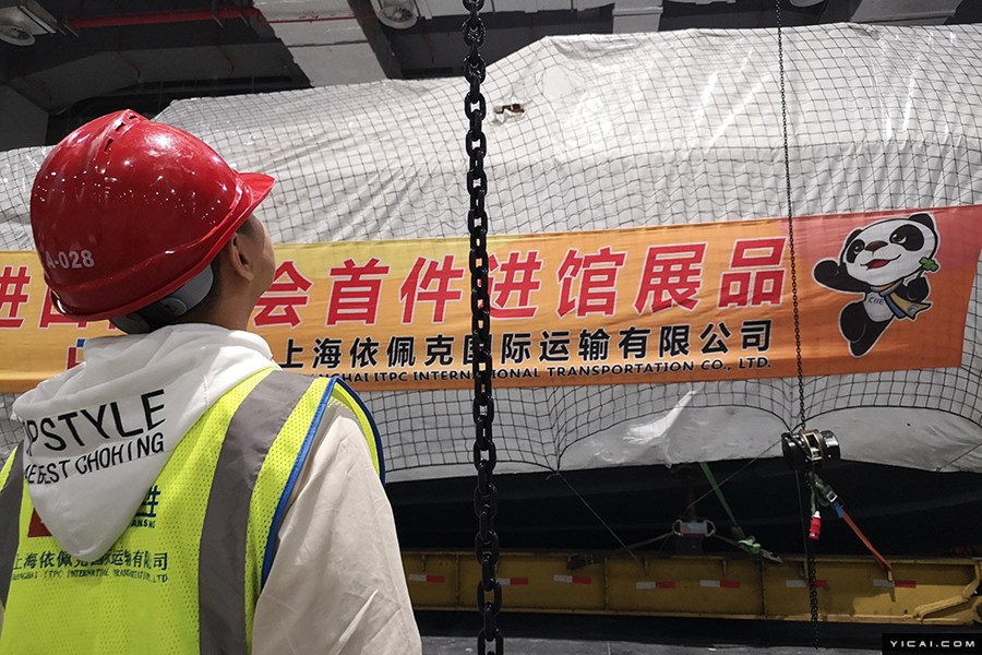 全長(zhǎng)20メートル！　第2回輸入博最初の展示品が會(huì)場(chǎng)へ