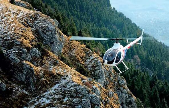 第2回輸入博へイタリアから航空機(jī)3機(jī)　48時(shí)間で通関