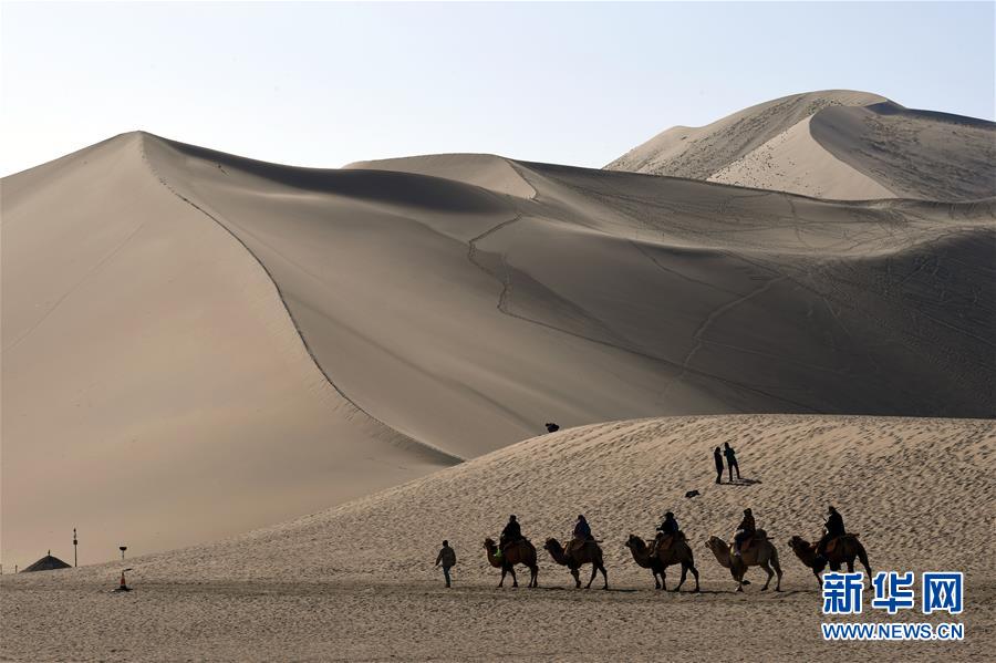 冬春季の敦煌観光に優(yōu)遇政策、一部観光地は無(wú)料化　甘粛省