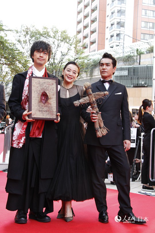 第32回東京國際映畫祭が開幕 中日の映畫人がレッドカーペットに登場