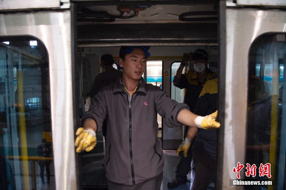 京港地鉄公司の鉄道車両整備工場(chǎng)に潛入！
