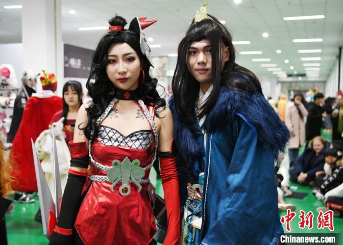 週末の長(zhǎng)春にコスプレイヤーたちが集結(jié)　吉林省