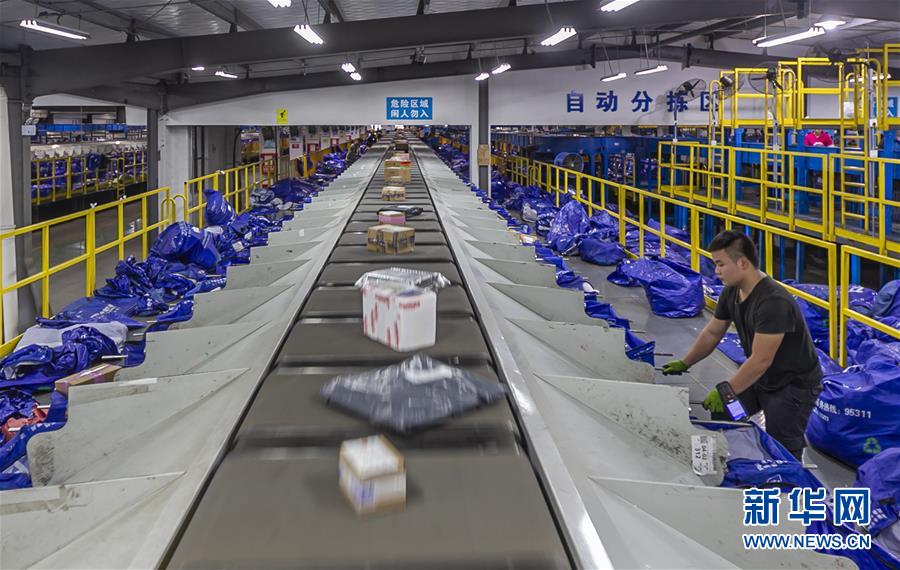 ダブル11の配送ピークに突入した中國(guó)の宅配業(yè)界