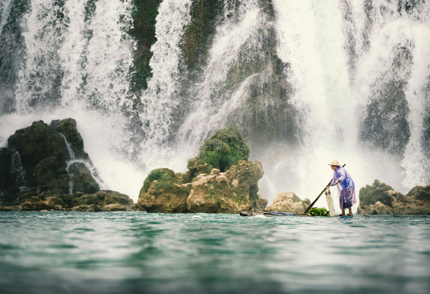 中越國境を跨ぐ滝が「一帯一路」観光協(xié)力の模範プロジェクトに　広西