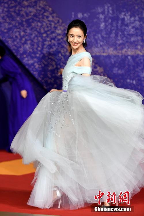 第28回金鶏百花映畫祭が閉幕 レッドカーペットで「美」を競う女優(yōu)たち