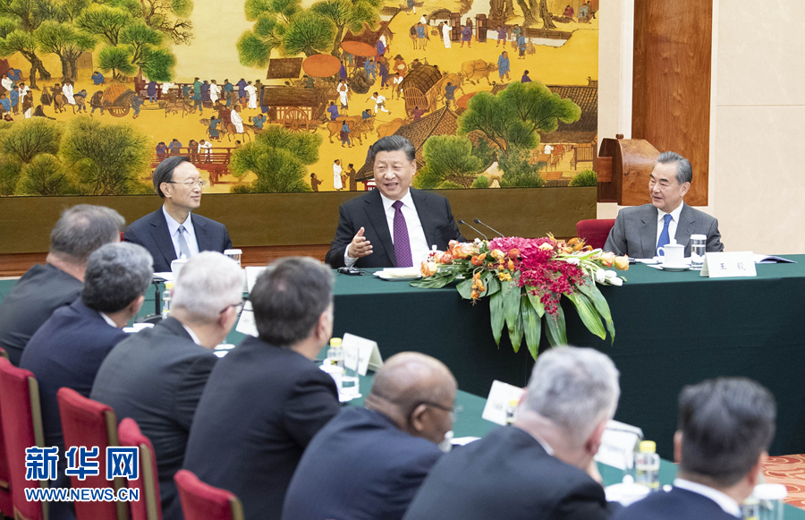 習(xí)近平國(guó)家主席「中國(guó)は強(qiáng)大化しても覇権を唱えぬことを?qū)g踐で証明する」