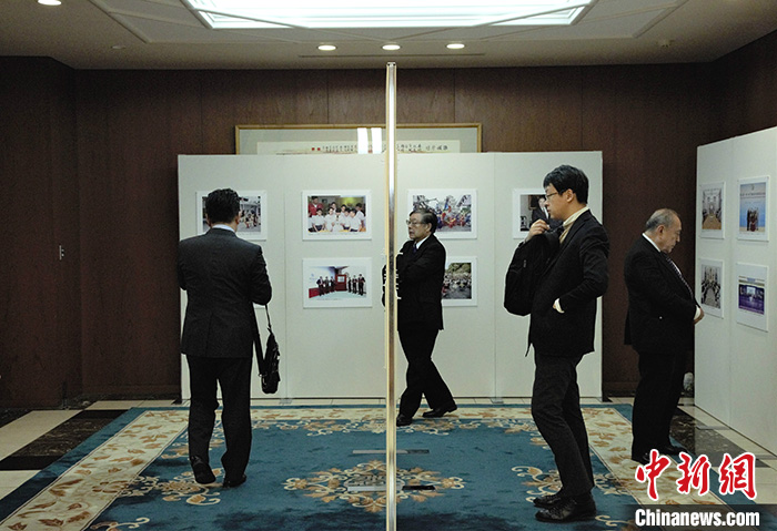 在日本中國大使館でマカオ祖國復(fù)帰20周年レセプション