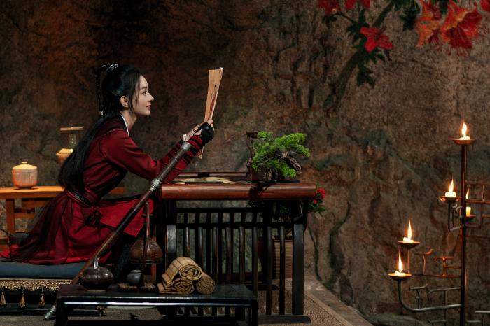 ドラマ「有翡」の劇中寫真が公開、趙麗穎と王一博が小説のシーンを再現(xiàn)