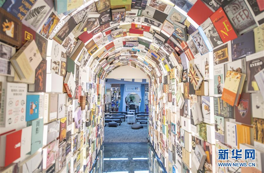 コミュニティに設(shè)けられた「都市の書斎」　山西省太原市