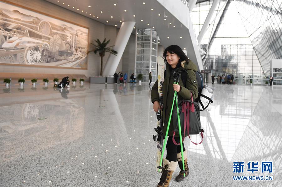 高速鉄道に乗ってスキーに行こう！