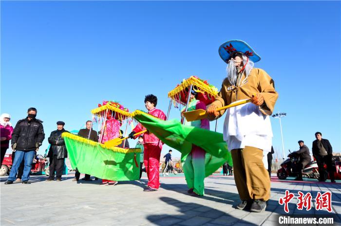 民間蕓能「社火」で迎える春節(jié)　甘粛省張掖市