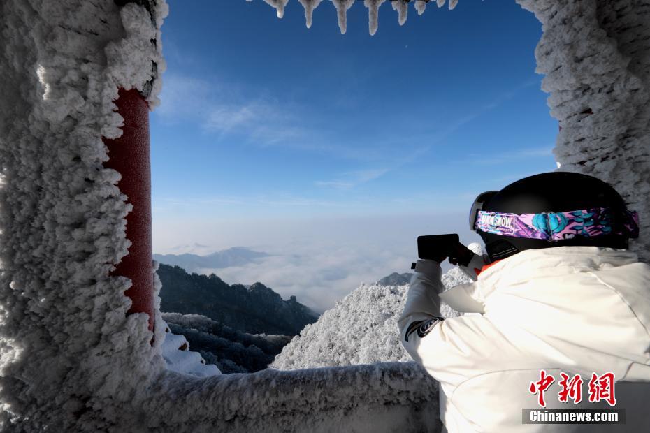 一面の銀世界広がる伏牛山脈、仙境のような絶景に　河南省