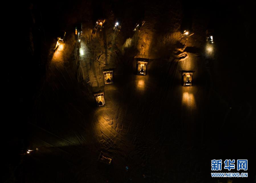 武漢火神山病院は大晦日も急ピッチで建設(shè)作業(yè)