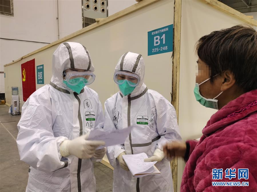 「臨時(shí)醫(yī)療施設(shè)」の武漢客庁方艙醫(yī)院を訪ねて