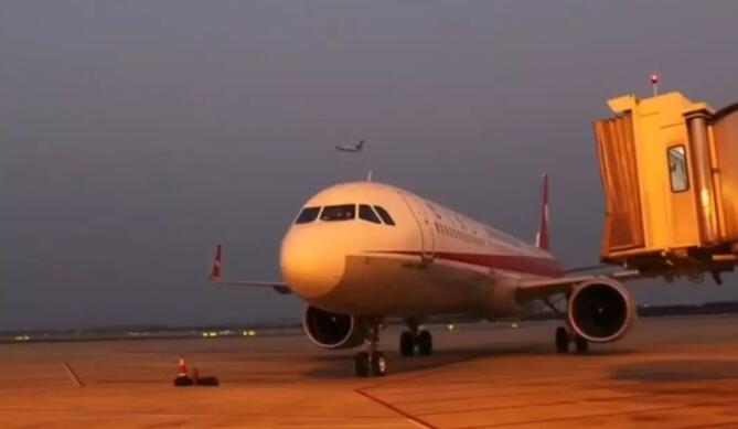 いざ武漢へ！チャーター機(jī)41機(jī)で支援チーム約6千人が同日に到著！ 