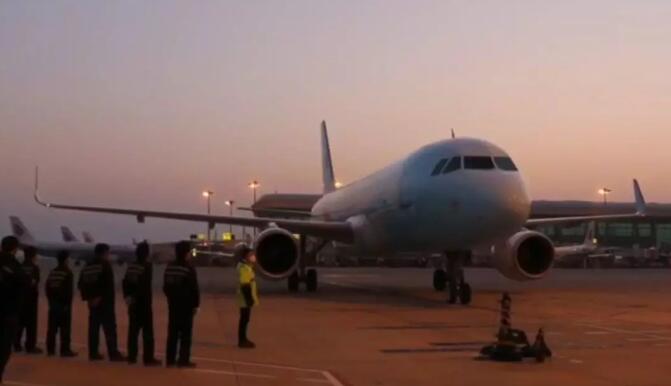 いざ武漢へ！チャーター機(jī)41機(jī)で支援チーム約6千人が同日に到著！ 