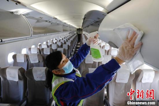 東方航空が上海への到著便に対するキャビン清掃をさらに強化