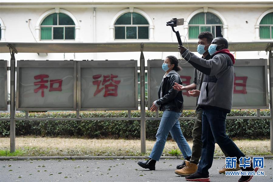 「中國で元気にやってます！」ナイジェリア人留學生が動畫撮影　江西省