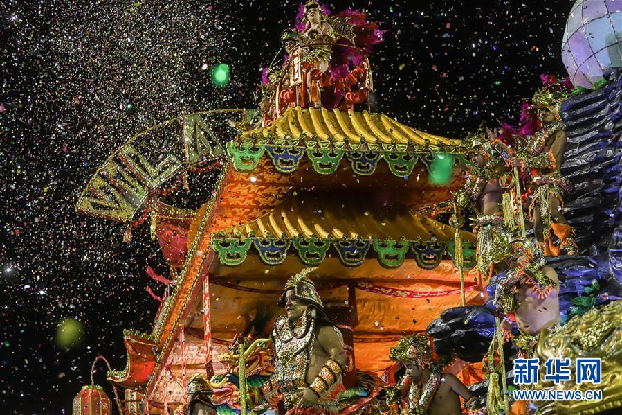 サンパウロのカーニバルで中國(guó)をテーマとするサンバ?パレードが登場(chǎng)