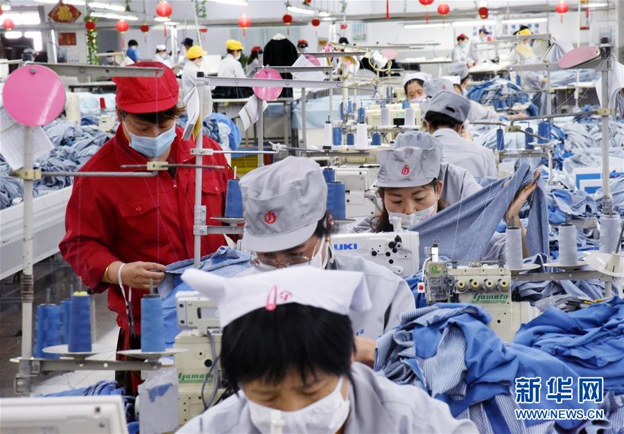 青島市のアパレルメーカー、日本からの注文に急ピッチで対応　山東省