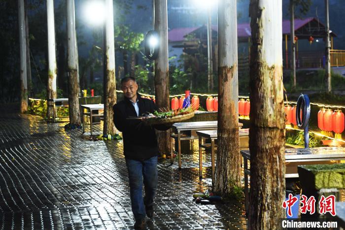 賑わいが戻ってきた！　重慶市のナイトタイムエコノミー秩序よく回復(fù)