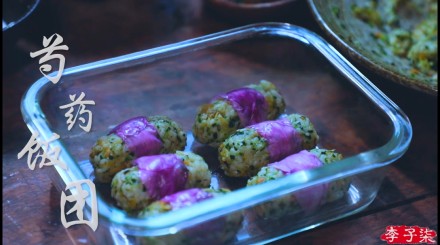 中國(guó)有名ビデオブロガーのリー?ズーチーが作る春の弁當(dāng)が話題に