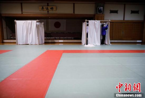 自宅のない人に県立武道館を一時(shí)滯在場(chǎng)所として開放　日本橫浜市