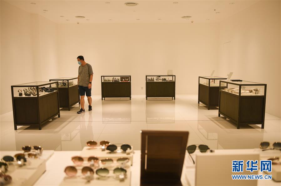 新たにオープンした免稅體験ショップ　海南省三亜市