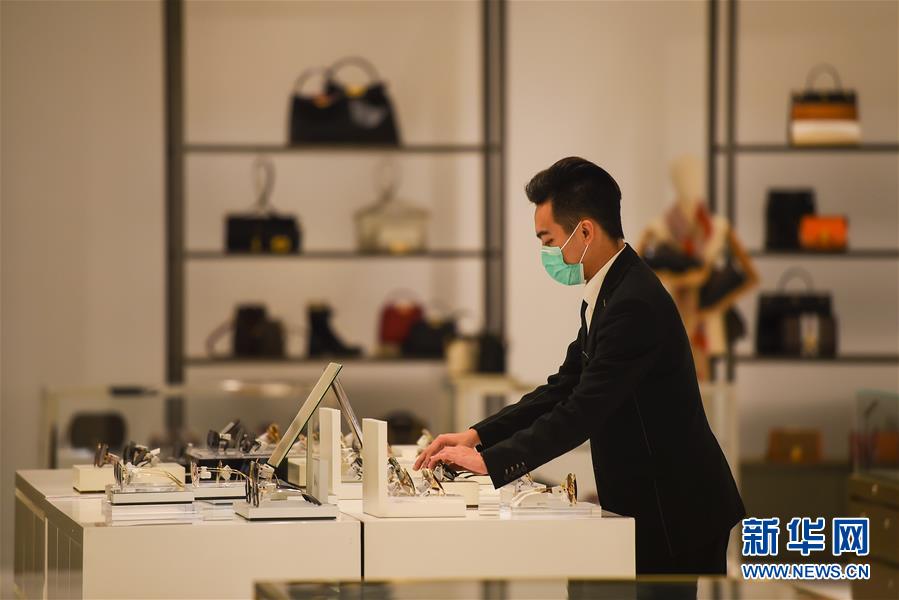 新たにオープンした免稅體験ショップ　海南省三亜市