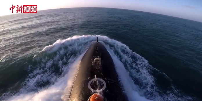 中國海軍創(chuàng)設(shè)71周年　新型戦闘力の構(gòu)築を強(qiáng)化してモデル転換を推進(jìn)