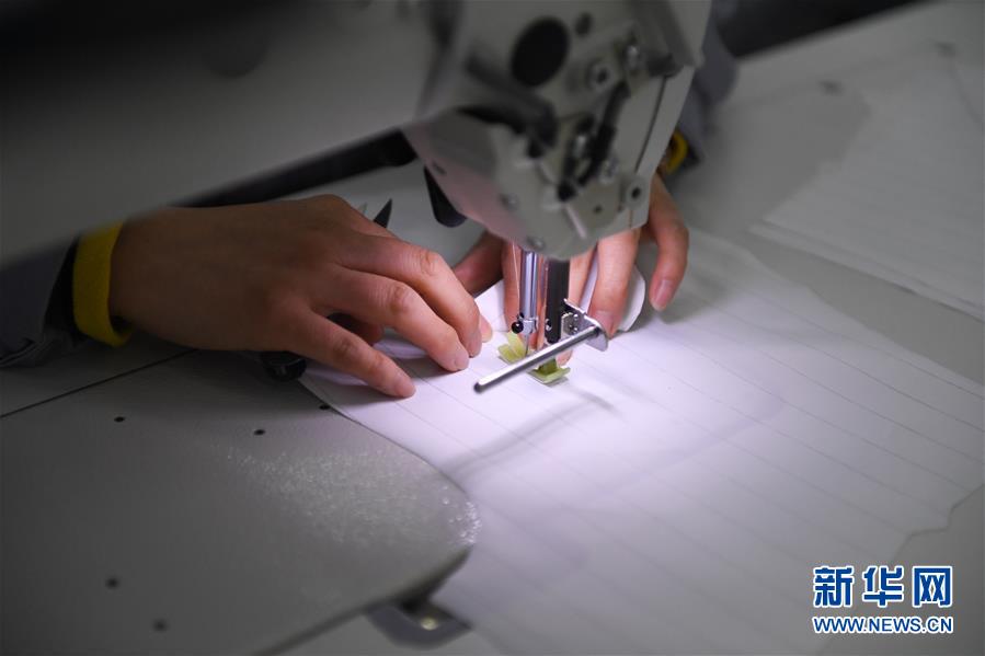 繰り返し使用可能な醫(yī)療用防護(hù)服が販売許可得て市場(chǎng)へ　北京市