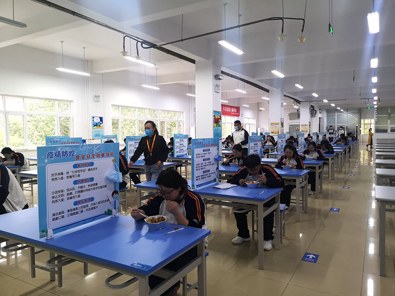 北京市で高校3年生の登校再開(kāi)　厳格な新型コロナ感染予防対策実施