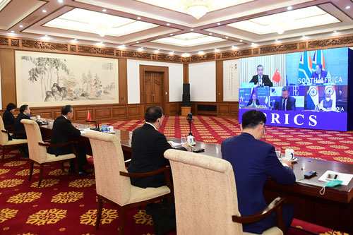 王毅部長「WHOを支持すればより多くの命を救える」