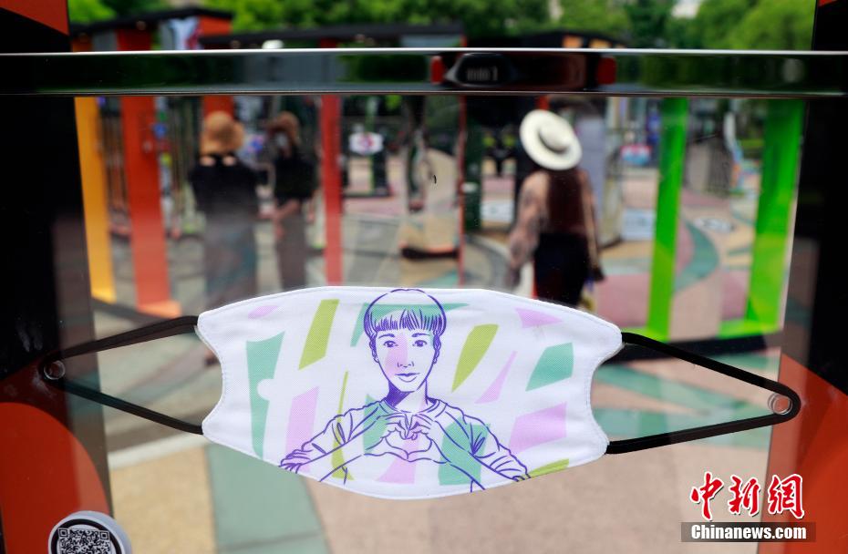 國內(nèi)外の蕓術(shù)家による「マスク」作品展　上海市