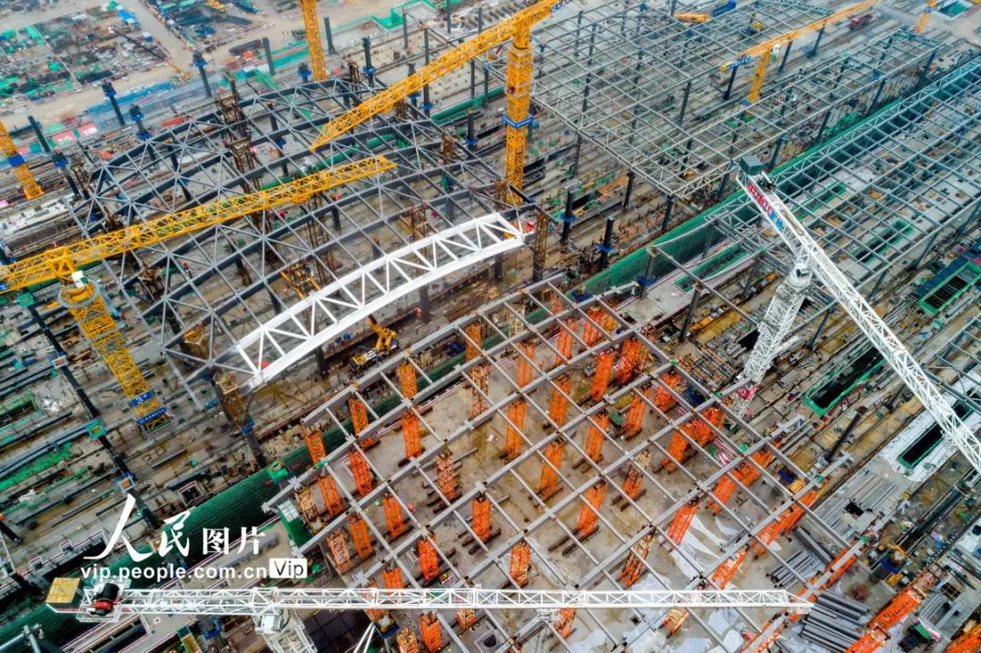 今月末に「新たな進展」、雄安駅の建設狀況