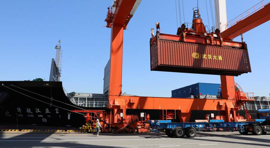 マスク積載し、武漢を出航したコンテナ船「華航漢亜2號」が日本に到著