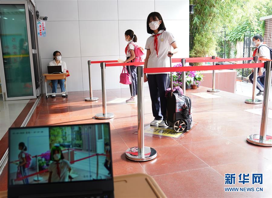 第3陣となる小中高生約60萬人の登校が再開　上海市