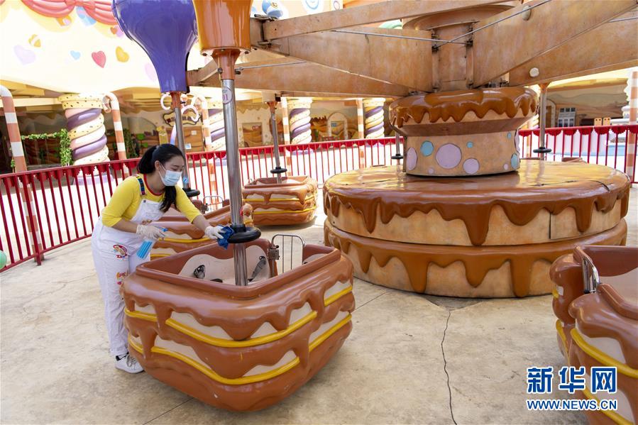 武漢でアミューズメントパークの歓楽谷が営業(yè)再開へ　湖北省