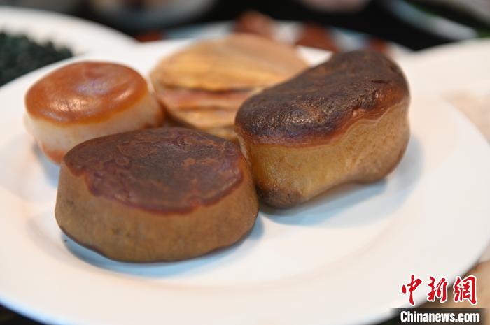 本物ソックリ！メノウで作られた「満漢全席」　遼寧省阜新